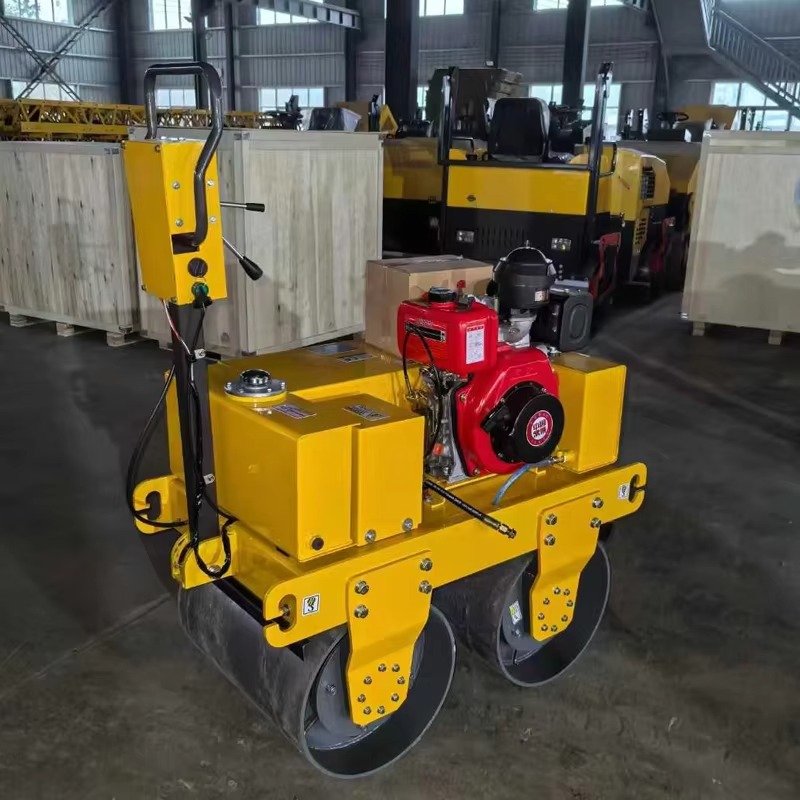 Compactador de Solo e Asfalto  - Heavy Equipment In Construction avaliação e preço
